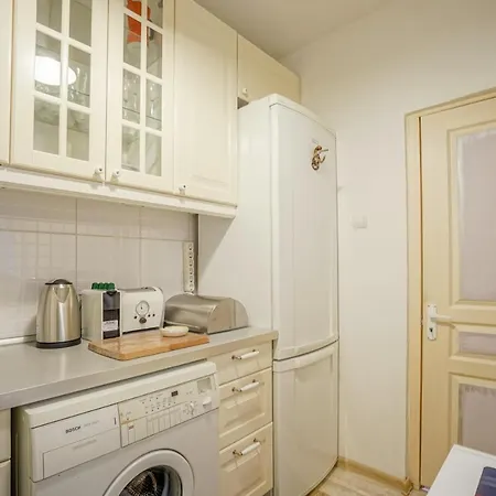 Le Petit Paris - 1bdr Apt. Alba Iulia Square Apartamento Bucarest
